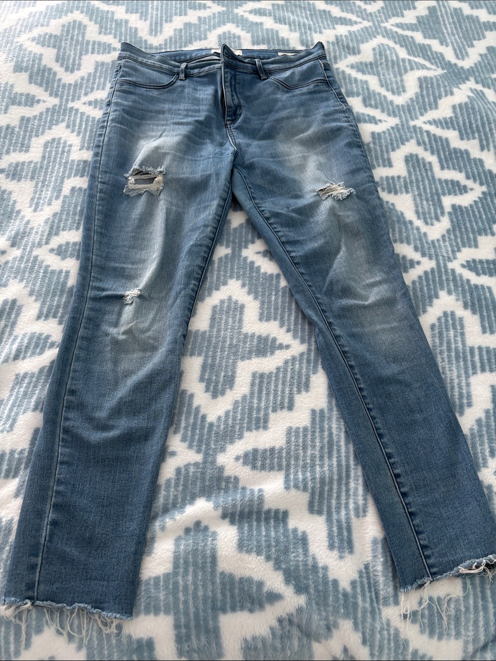 PacSun Light Blue Distressed Jeggings